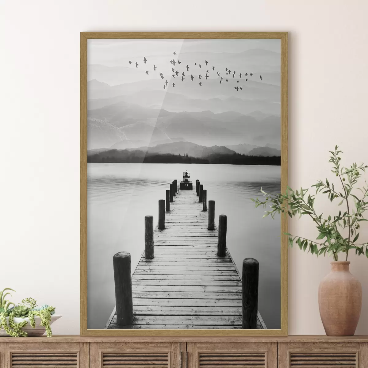 Poster Muelle con vistas a las tranquilas aguas de la montaña f03914